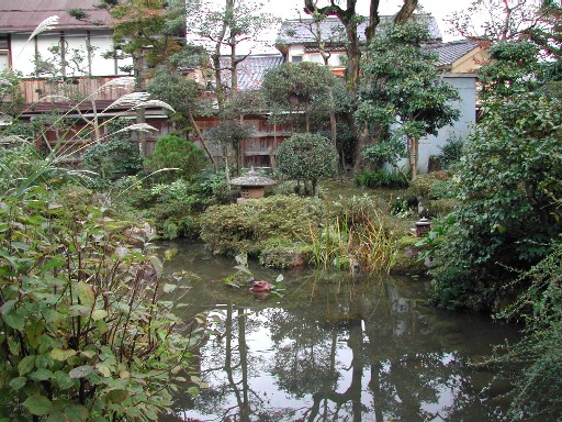 温泉旅館「花屋」さんの庭