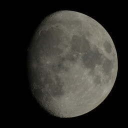 moon-2019-12-08-L-SQ.jpg