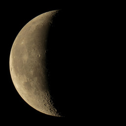 moon-2020-03-18-L-SQ.jpg