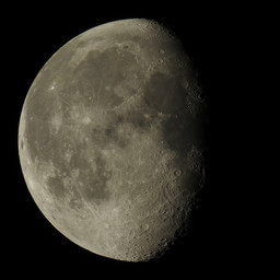 moon-2020-05-12-L-SQ.jpg