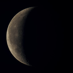 moon-2020-05-17-L-SQ.jpg