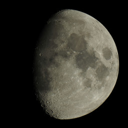 moon-2020-08-28-L-SQ.jpg