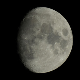 moon-2020-10-27-L-SQ.jpg