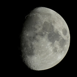 moon-2020-12-25-L-SQ.jpg