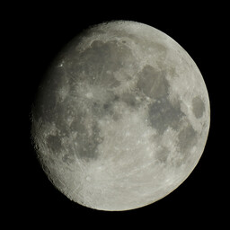 moon-2020-12-27-L-SQ.jpg