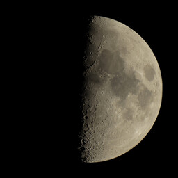 moon-2021-01-21-L-SQ.jpg