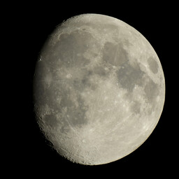 moon-2021-01-25-L-SQ.jpg