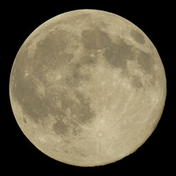 moon-2021-02-27-L-SQ.jpg