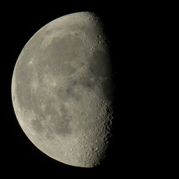 moon-2021-06-01-L-SQ.jpg