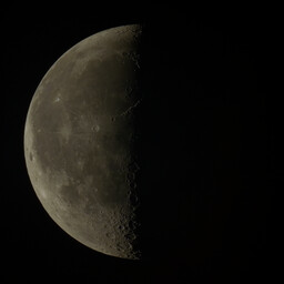 moon-2021-08-01-L-SQ.jpg