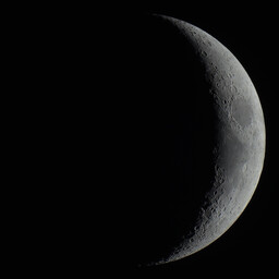 moon-2021-10-10-L-SQ.jpg