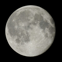 moon-2021-12-20-L-SQ.jpg