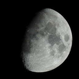 moon-2022-01-12-L-SQ.jpg