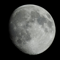 moon-2022-03-15-L-SQ.jpg