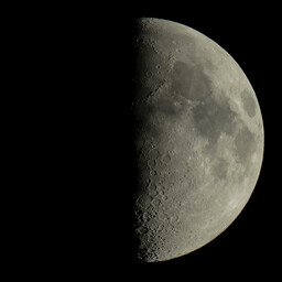 moon-2022-07-07-L-SQ.jpg