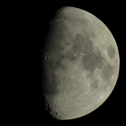 moon-2022-09-05-L-SQ.jpg