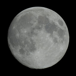 moon-2023-02-04-L-SQ.jpg